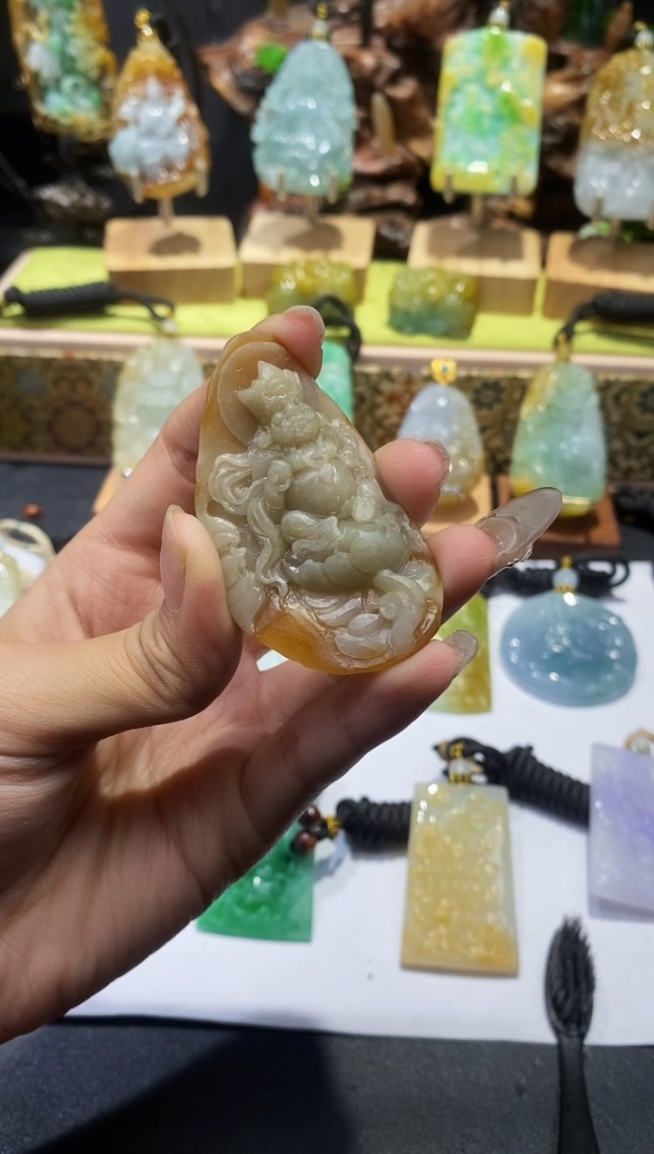 【闪购商品】定制翡翠未镶嵌翡翠A货