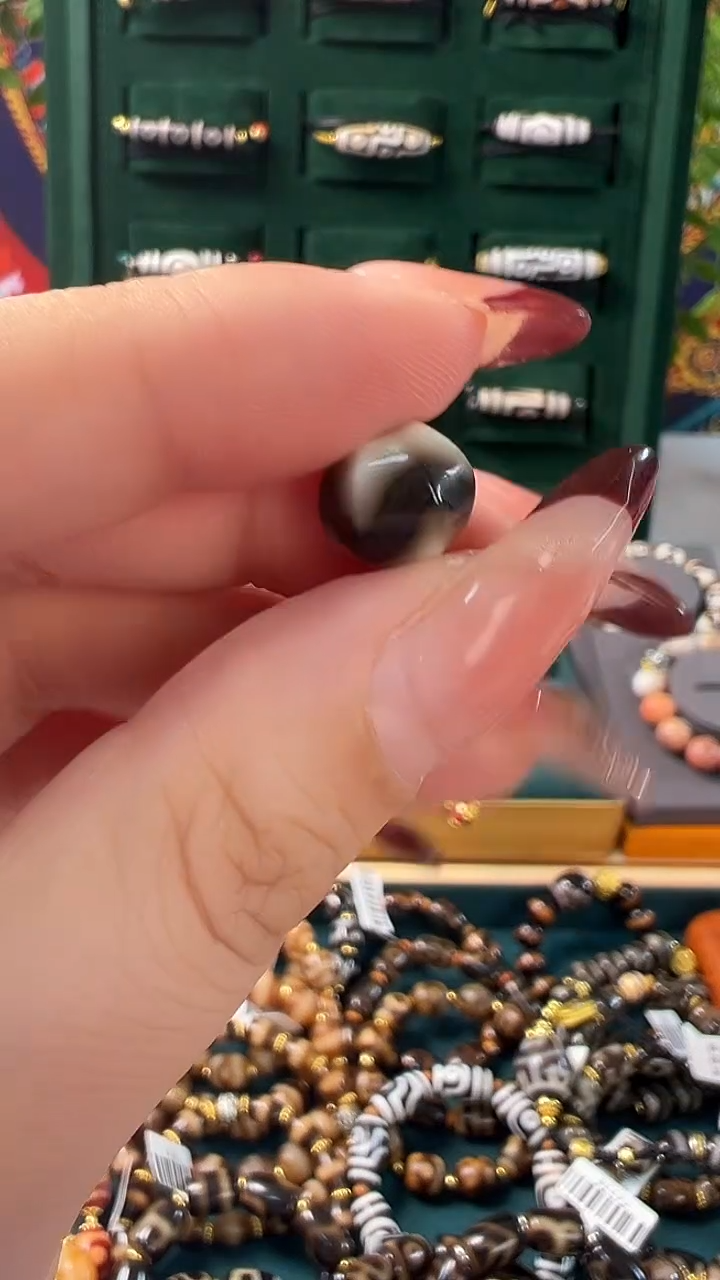 玛瑙/玉髓颈饰未镶嵌2.（微瑕随机发货）