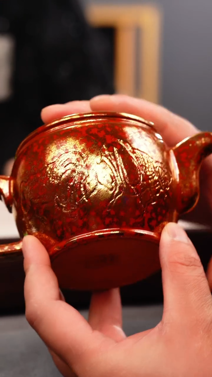 茶壶紫砂南红 汉瓦 刻绘