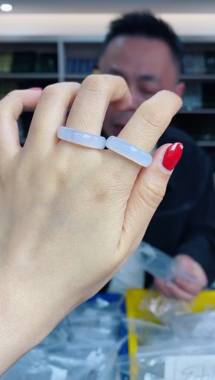 【闪购商品】玛瑙/玉髓`未镶嵌多样性发一件*不备注戒圈