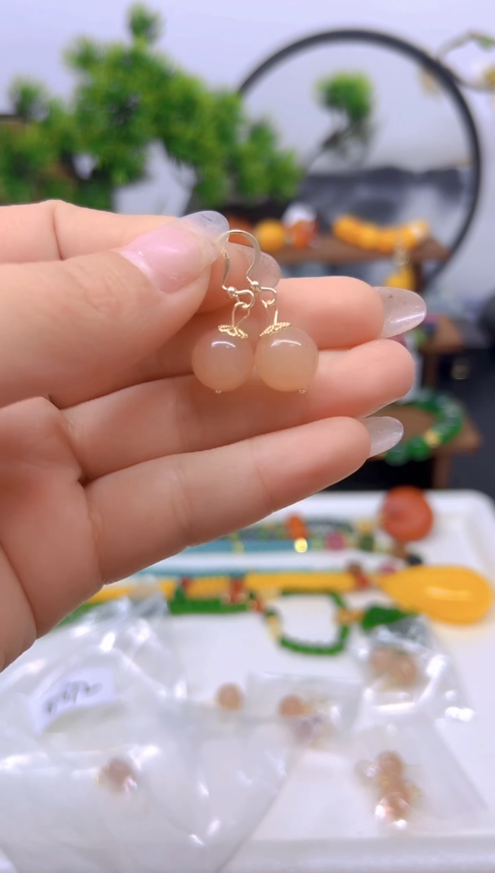 【闪购商品】和田玉耳饰14K金镶嵌耳饰E672