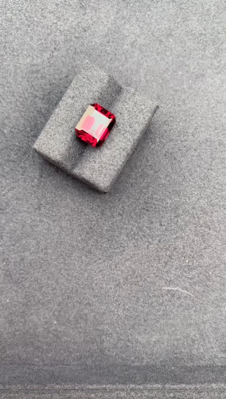 【闪购商品】石榴石裸石未镶嵌5ct镁铝榴石