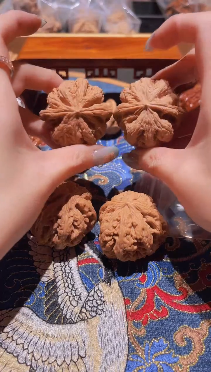 把件文玩核桃097粗筋43