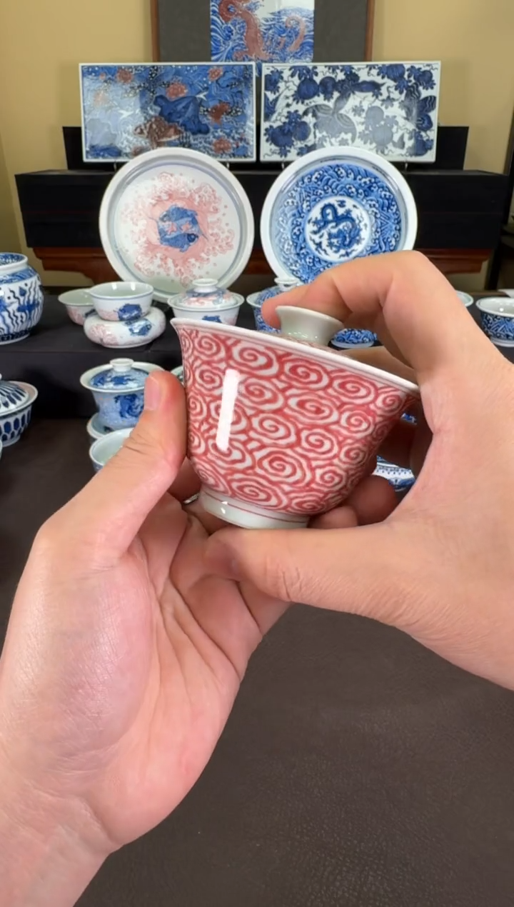 【闪购商品】瓷片羿器窑全红祥云纹盖碗