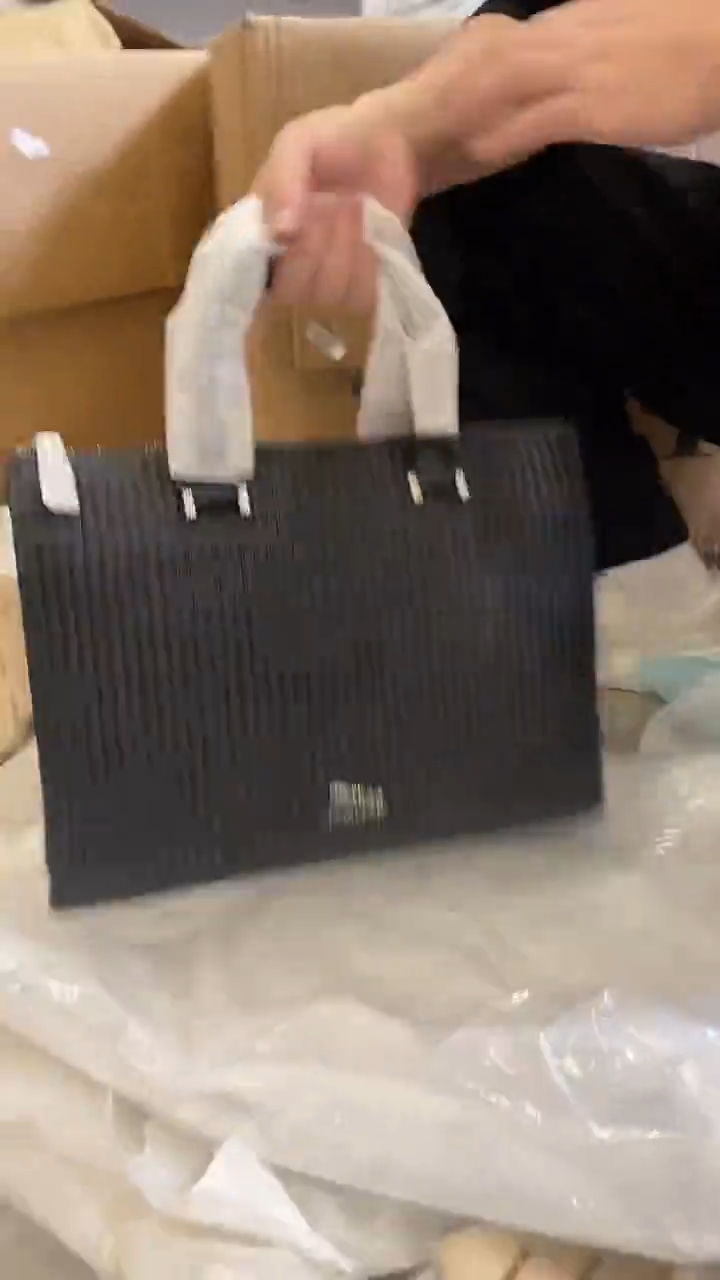 头层牛皮737品牌男包清货中（不要卡单，理性消费）