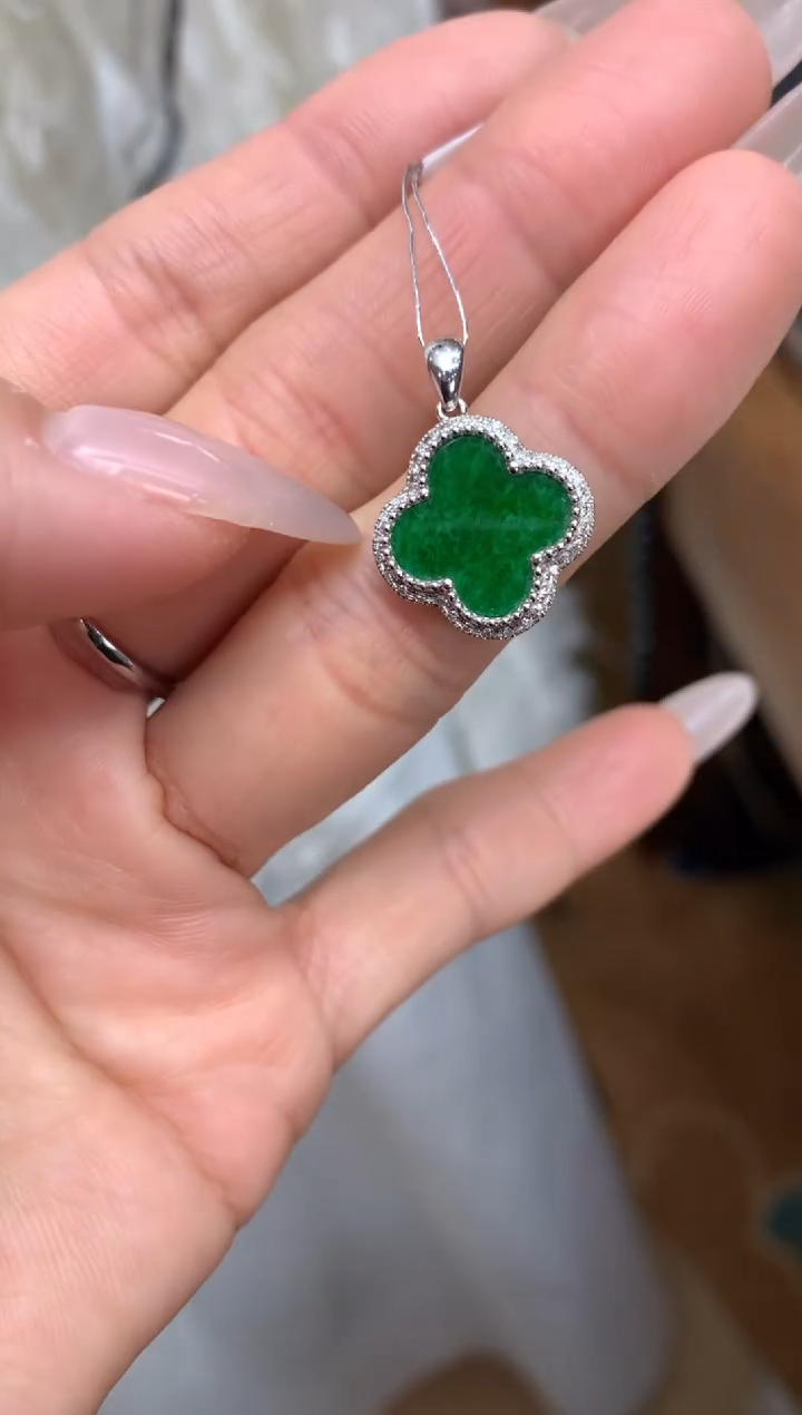 【闪购商品】翡翠颈饰18K金镶嵌花件吊坠