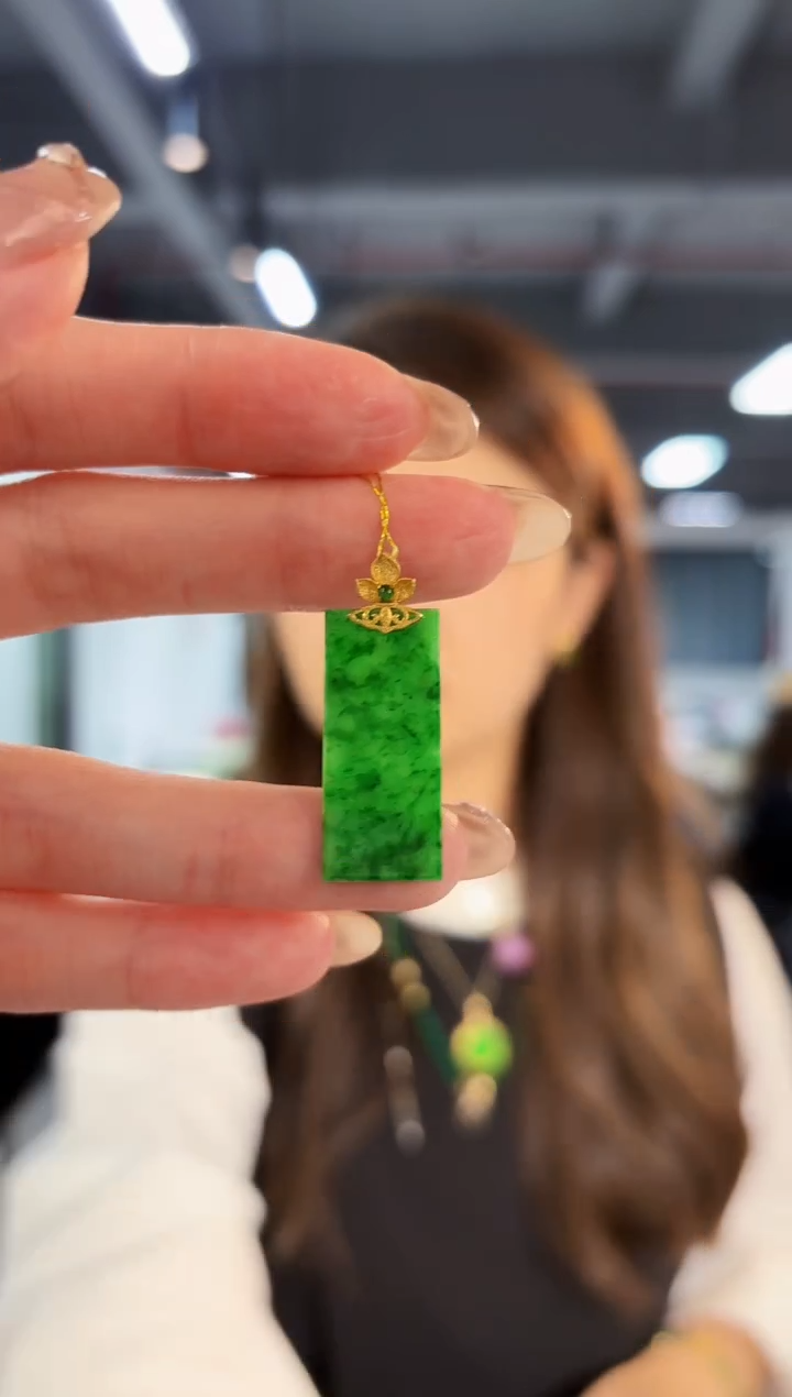 【闪购商品】翡翠颈饰未镶嵌缅料A货/支持复检/一件