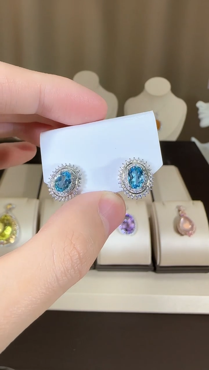 【闪购商品】托帕石耳饰银S925镶嵌5*7mm耳钉