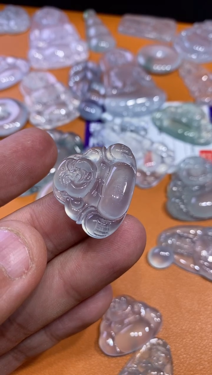 【闪购商品】翡翠吊坠(不含链)未镶嵌佛公22000