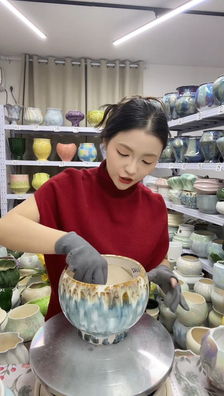 【12.3】花盆 高度：14  口径：16