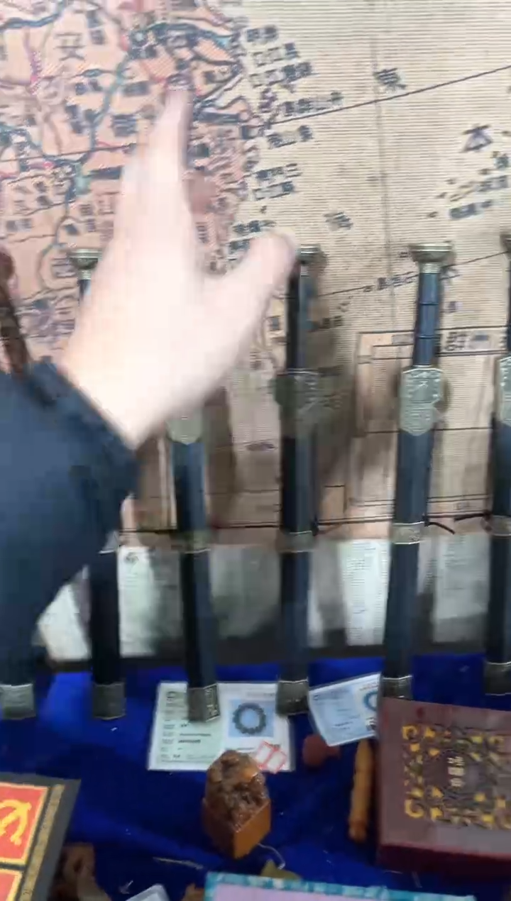 【闪购商品】香榧木木雕--------龙泉件