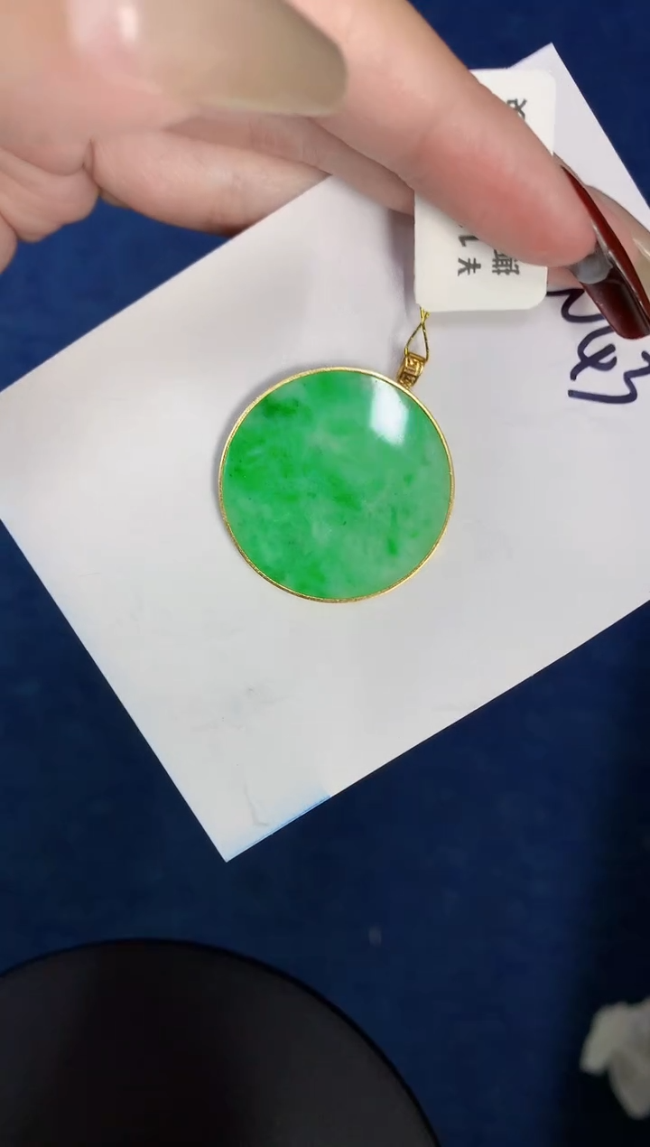 【闪购商品】翡翠颈饰18K金镶嵌0000000000