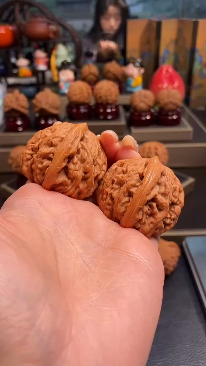 【闪购商品】文玩核桃把件F144麦穗虎头42