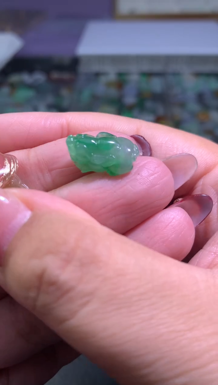 【闪购商品】定制翡翠未镶嵌毛货