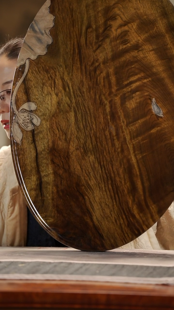 【闪购商品】金丝楠木雕荷花云彩纹小品干泡盘