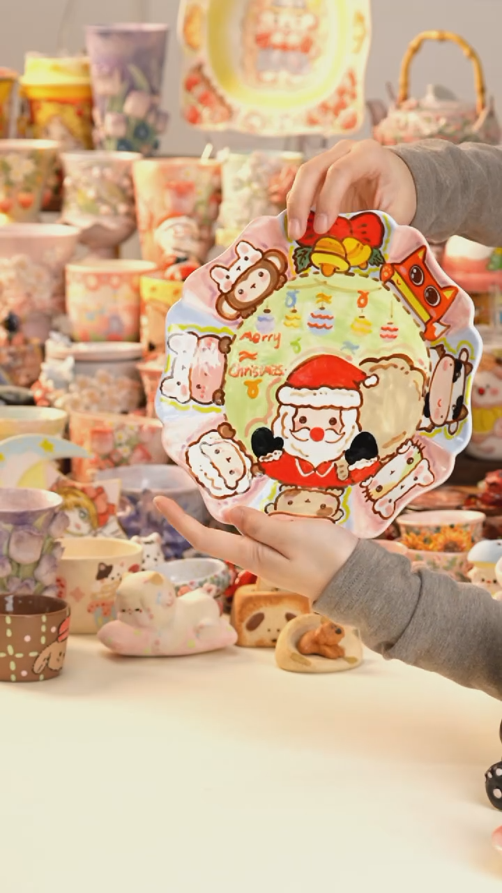 摆件陶景德镇釉下彩手绘设计师款陶瓷