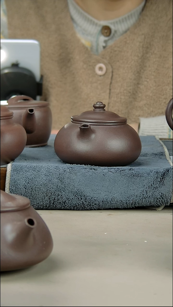 茶壶紫砂晶****）210/220底槽清加一个杯子