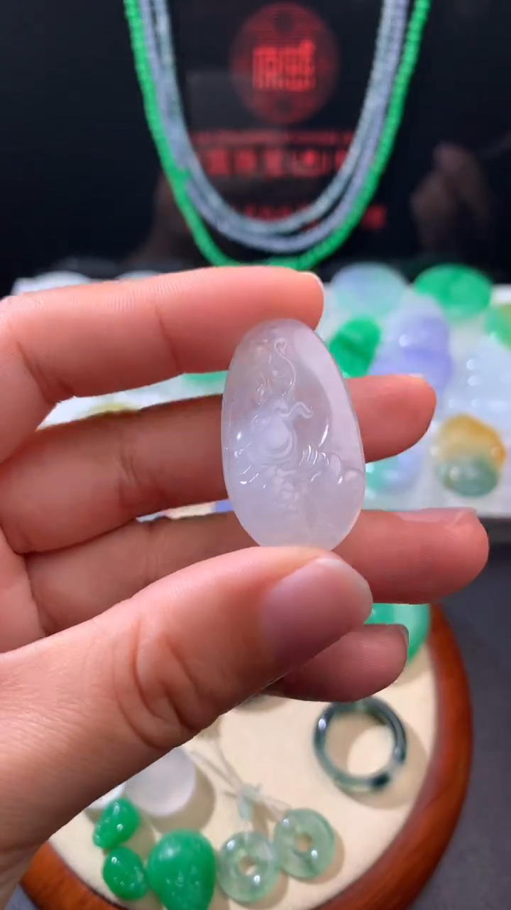 未镶嵌定制翡翠     