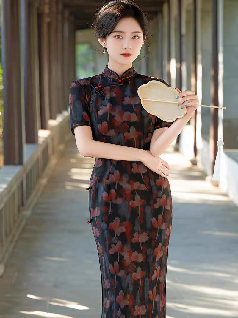 8821老上海高端气质旗袍2025夏季新款复古国风长款短袖旗袍裙