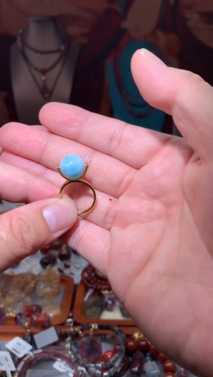 未镶嵌针钠钙石（海纹石）珠宝奇石青***丝海纹石戒指