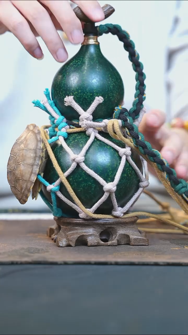 【闪购商品】RU203大漆酒葫芦不包手串及旋转底座