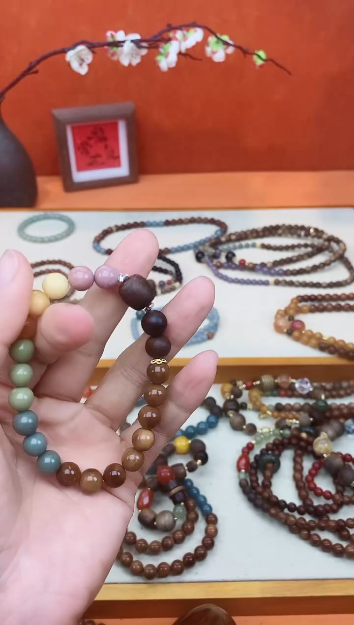 【闪购商品】檀香木手串未镶嵌搭配阿拉善单圈