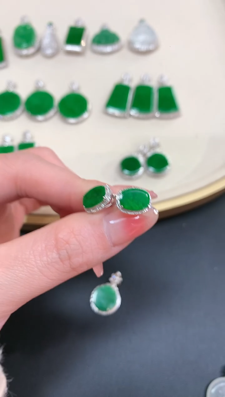 【闪购商品】翡翠耳饰18K金镶嵌(多样性发)A757|2980