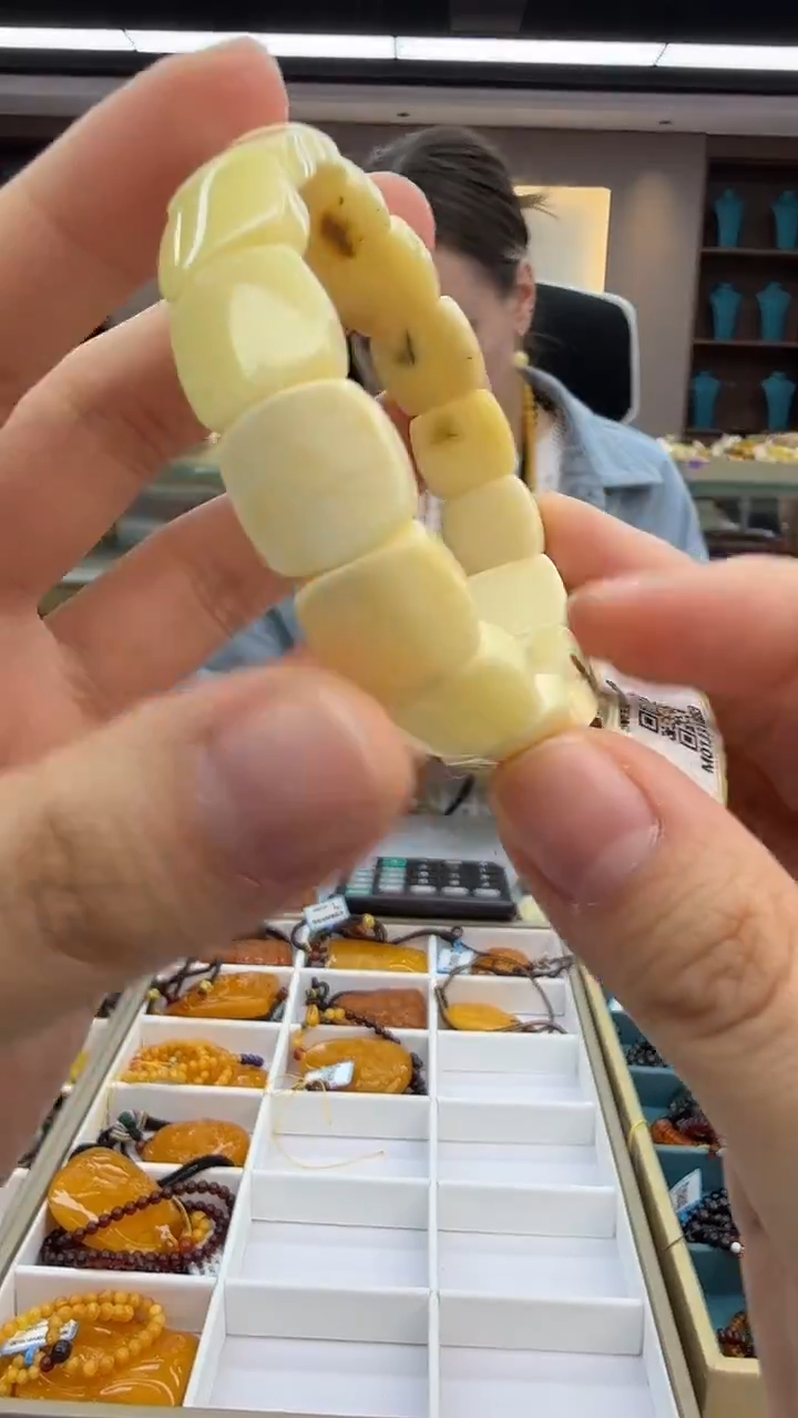 手链琥珀未镶嵌275秒拍号 假一罚三 