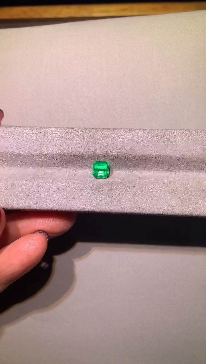 【闪购商品】祖母绿裸石未镶嵌0.98ct哥伦VVG微油吉尔德A108