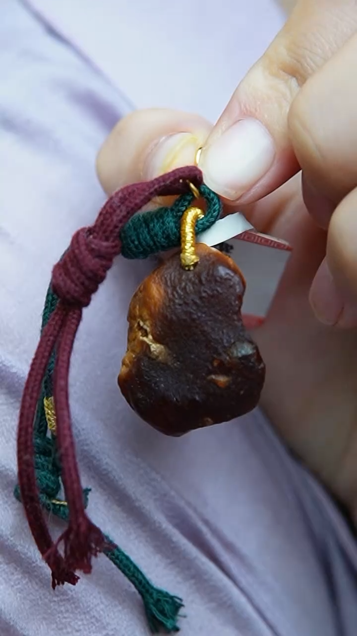 【闪购商品】琥珀裸石未镶嵌原石