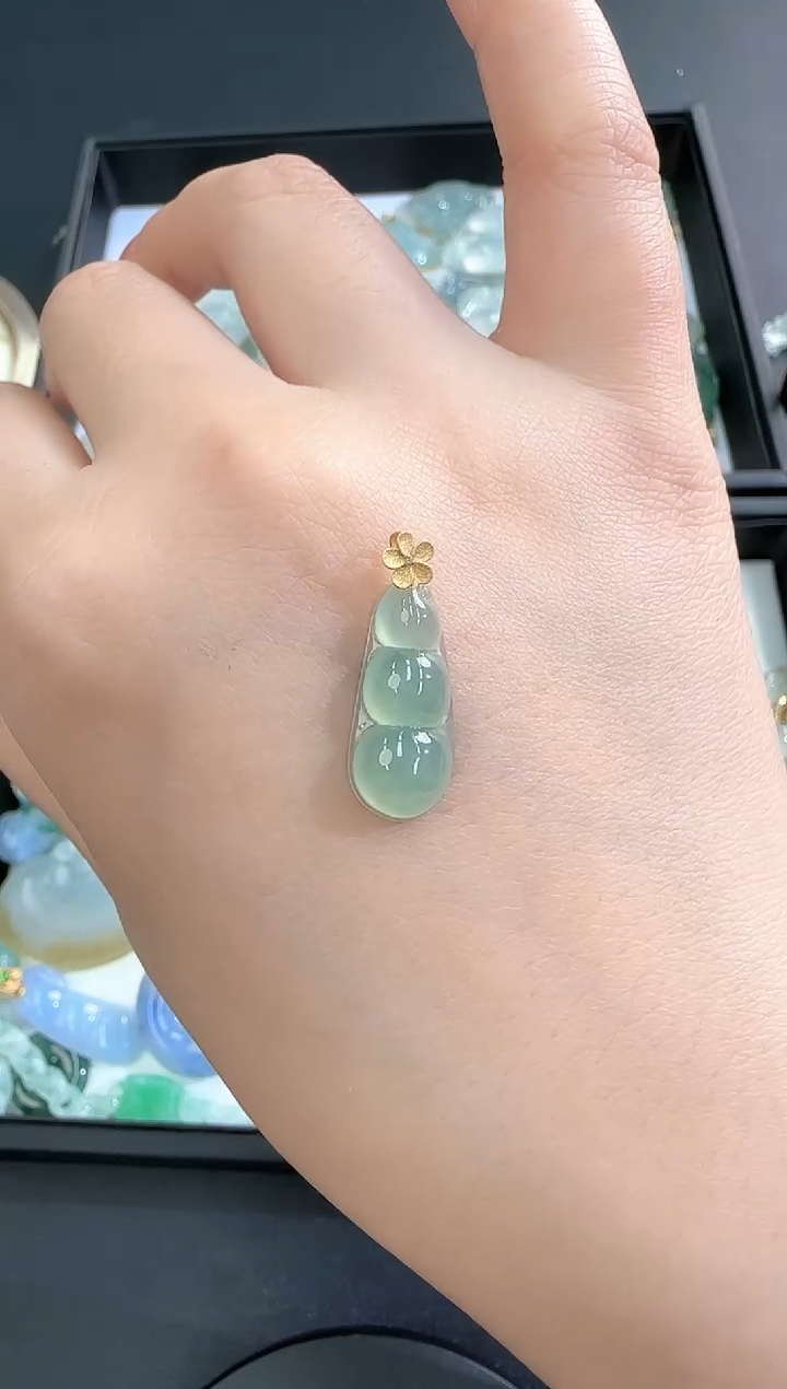 【闪购商品】翡翠颈饰18K金镶嵌250213199