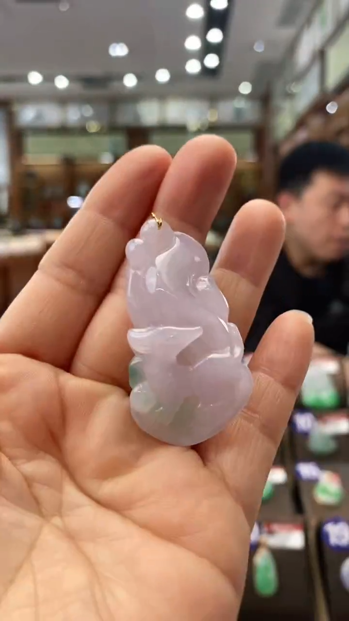 【闪购商品】翡翠颈饰未镶嵌九尾狐