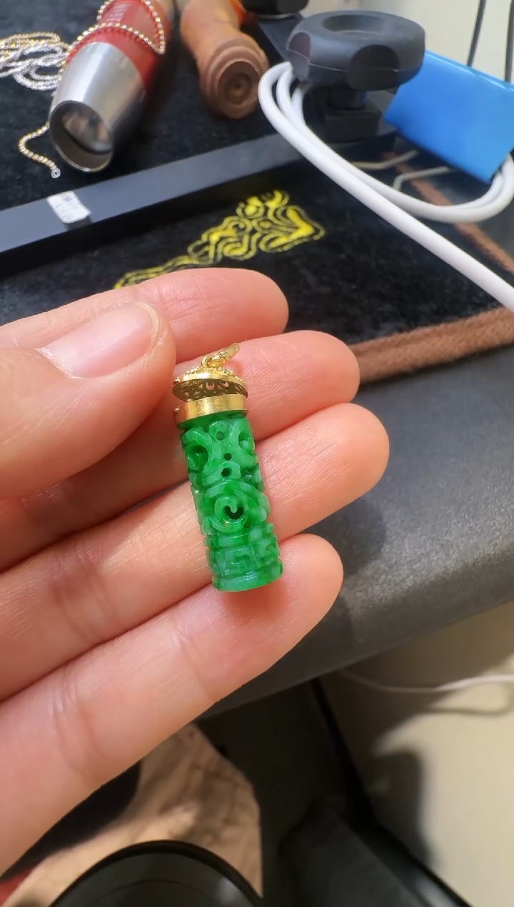 【闪购商品】翡翠颈饰18K金镶嵌00004800