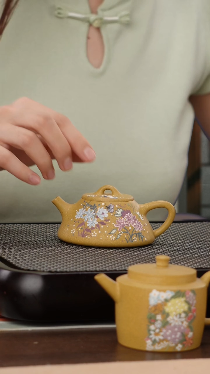 茶壶紫砂精工超薄胎黄金段泥绘子冶160cc