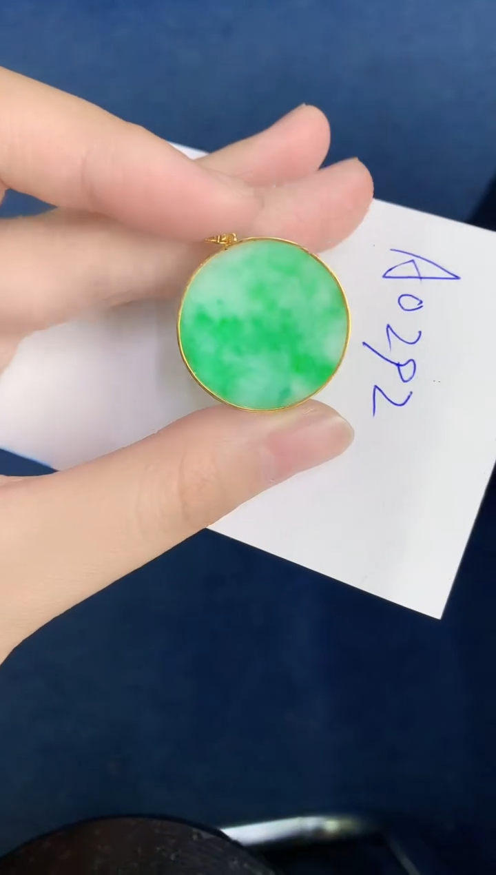 【闪购商品】翡翠颈饰18K金镶嵌000000000