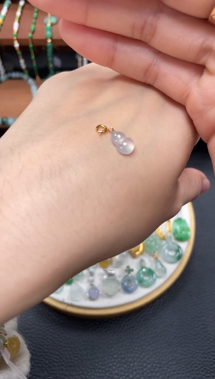 【闪购商品】翡翠吊坠(不含链)18K金镶嵌一个   JK168