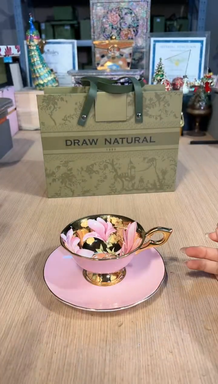 【闪购商品】杯123丹顿粉釉玉兰杯碟