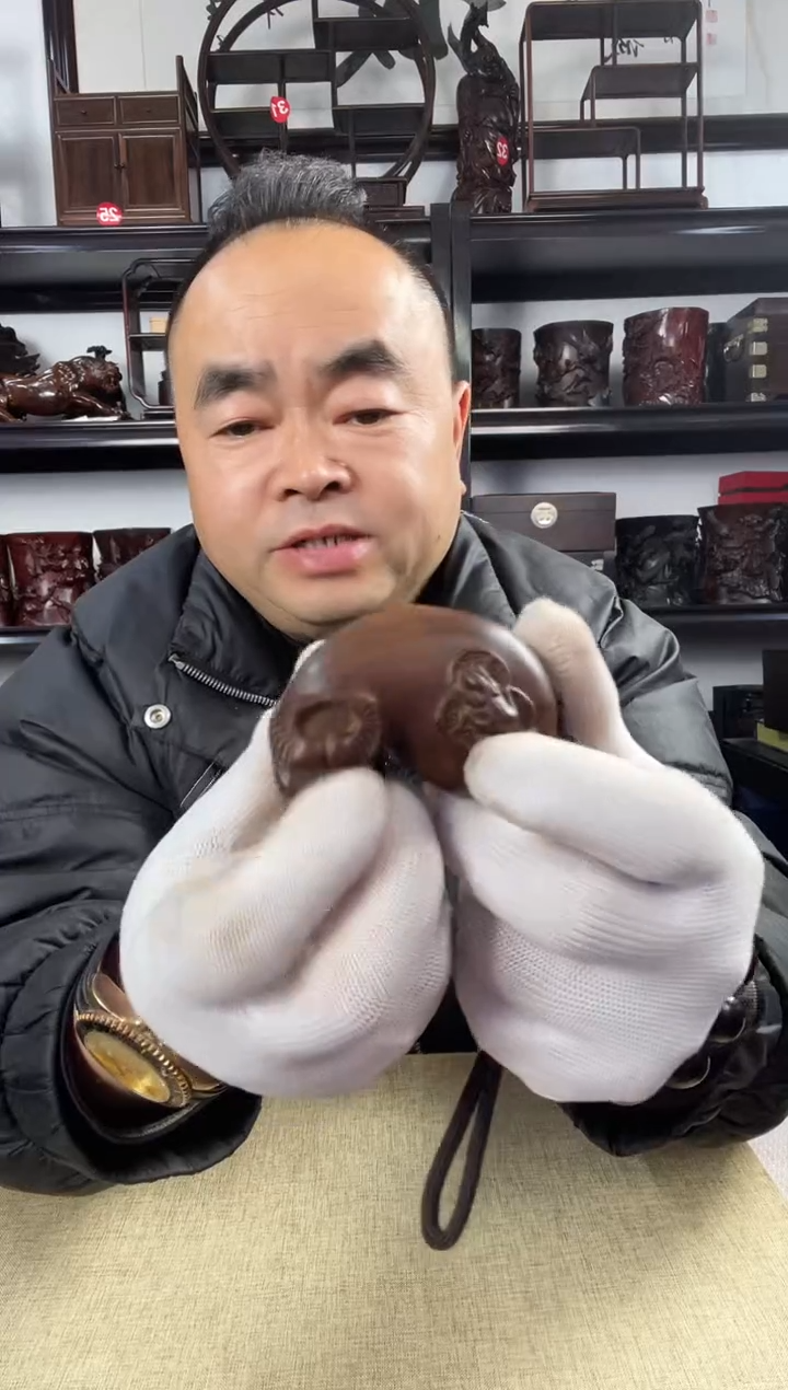 木老李红木工艺品62瑕疵