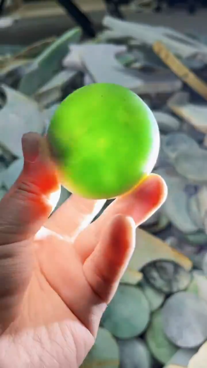 【闪购商品】翡翠挂件未镶嵌A货康壹100