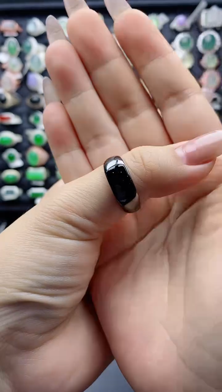 【闪购商品】翡翠戒指18K金镶嵌天然翡翠男戒