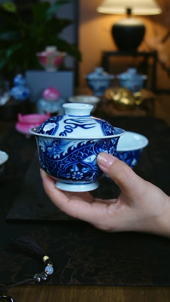 龙穿花元宝盖碗11111