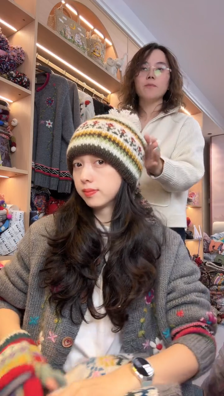 纯棉百羊毛郁金香单球帽