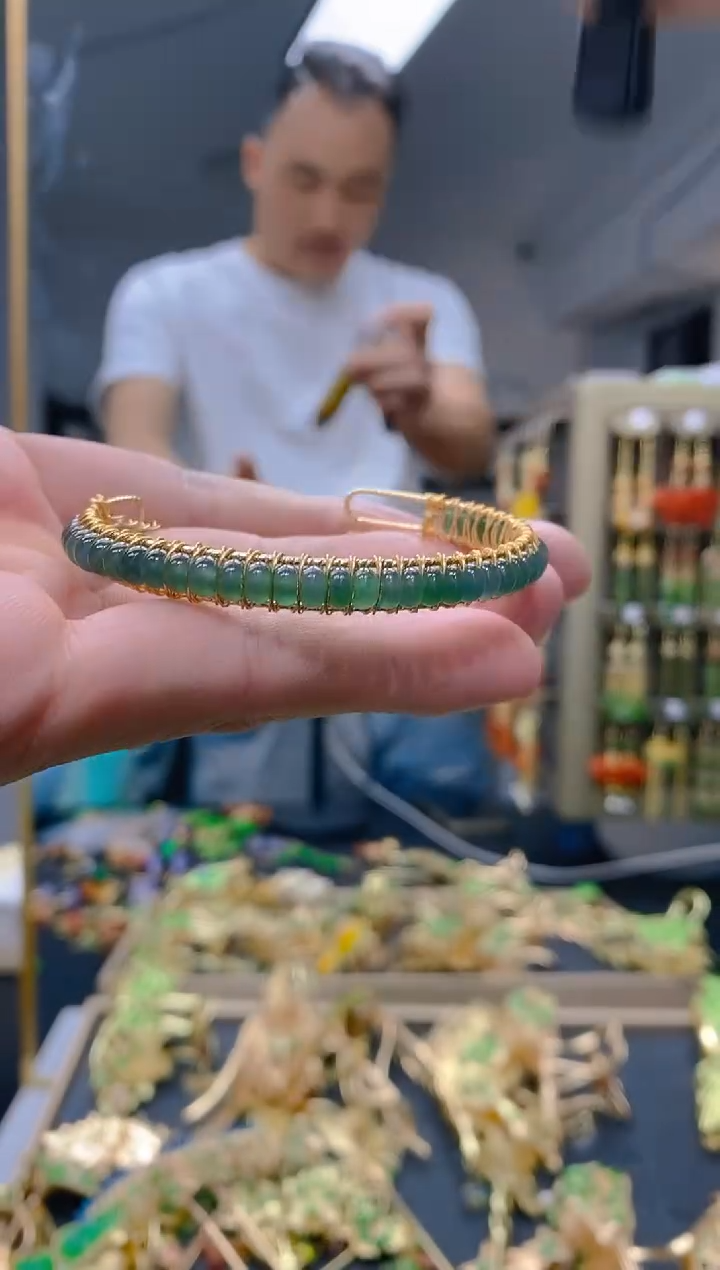 【闪购商品】翡翠耳饰合金0513翡翠手镯