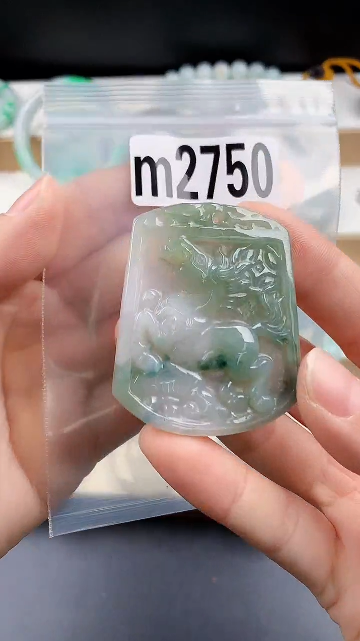 颈饰未镶嵌翡翠颈饰未镶嵌缅甸天然翡翠吊坠