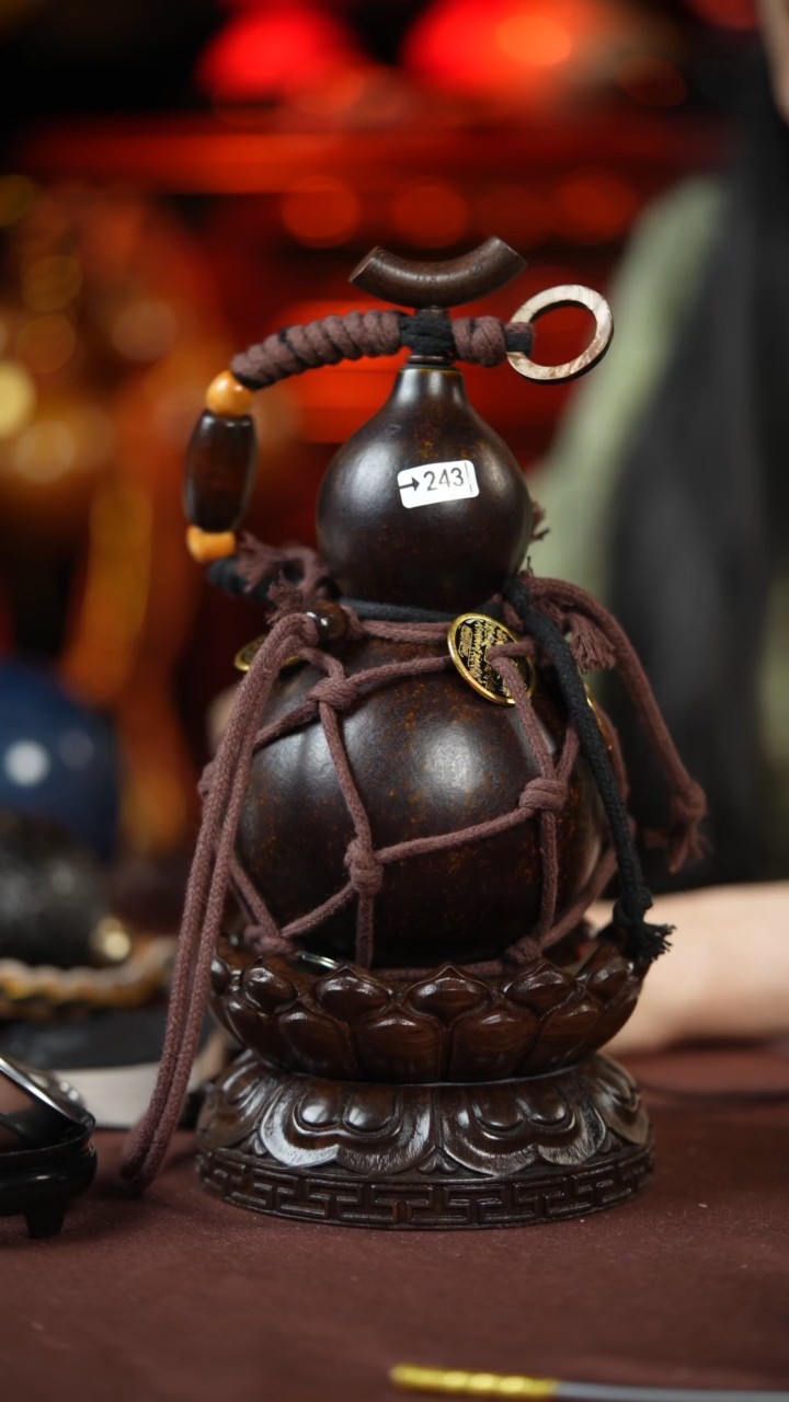 【闪购商品】243号400ml左右的非遗漆器酒葫芦