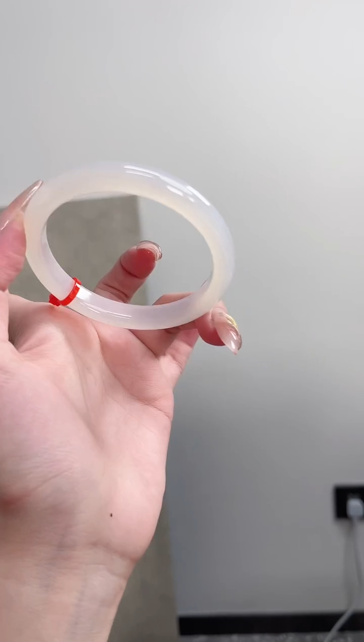 【闪购商品】玛瑙/玉髓手镯未镶嵌58圈 需要包容