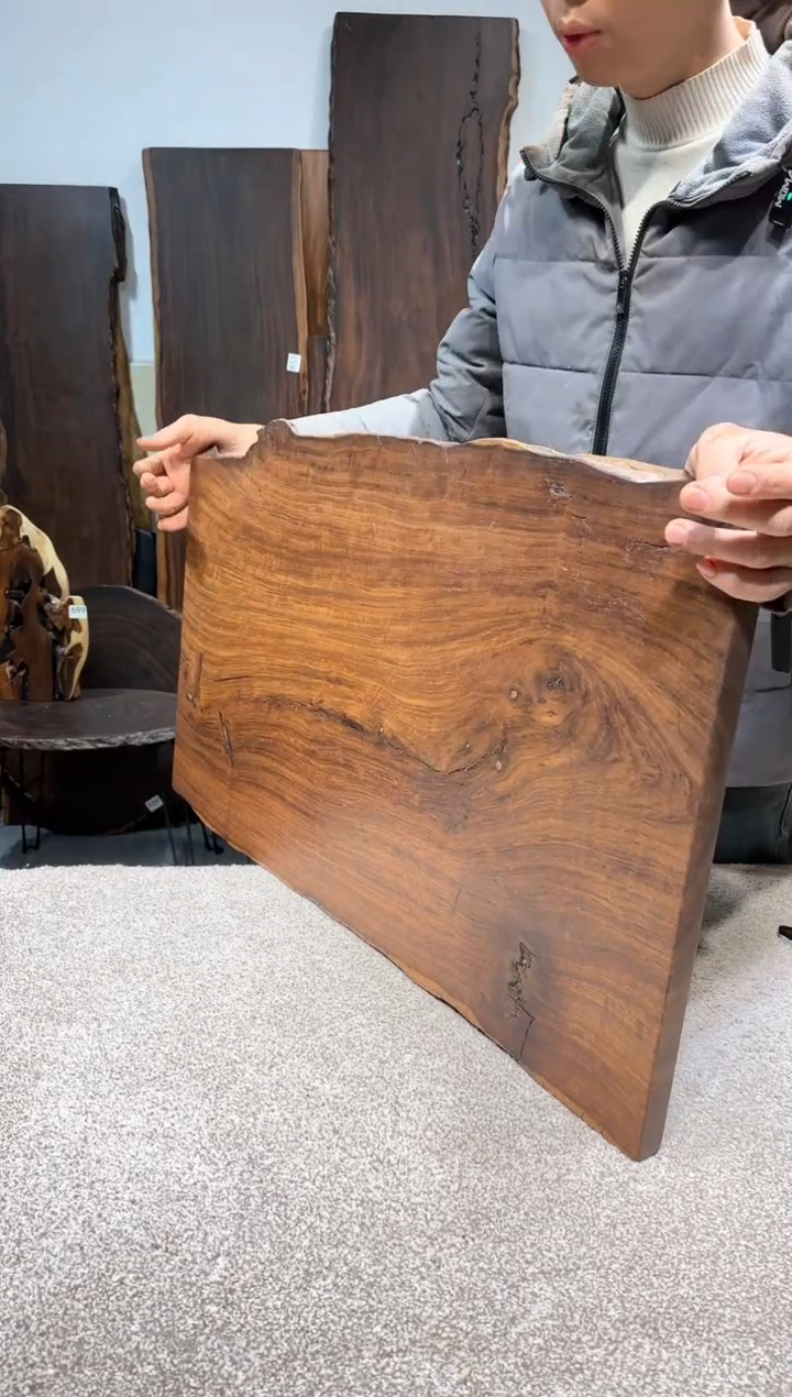 【闪购商品】风车木（黑檀木）尺寸74*45*2.5编号126