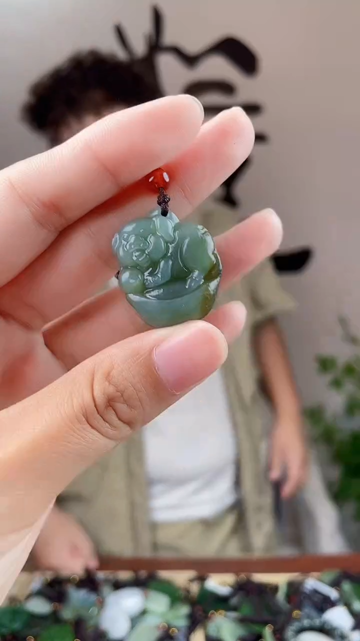 和田玉未镶嵌颈饰拍一发一，多样性发货