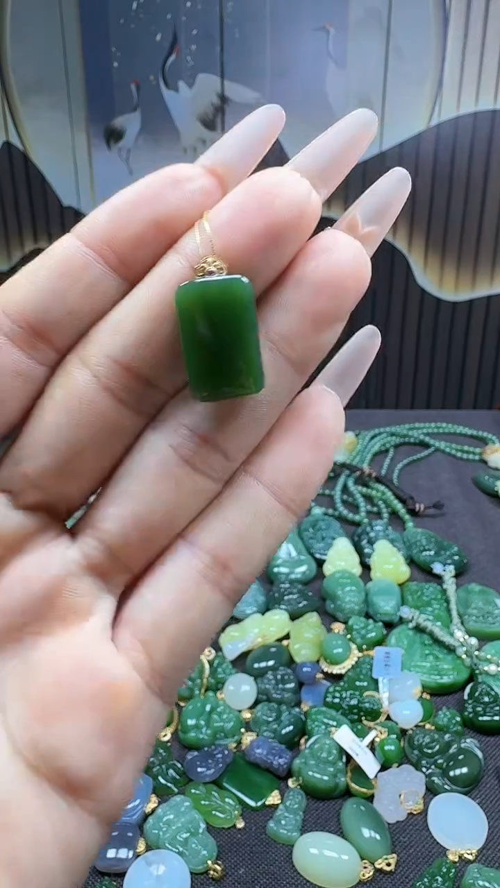 和田玉18K金镶嵌吊坠(不含链)1
