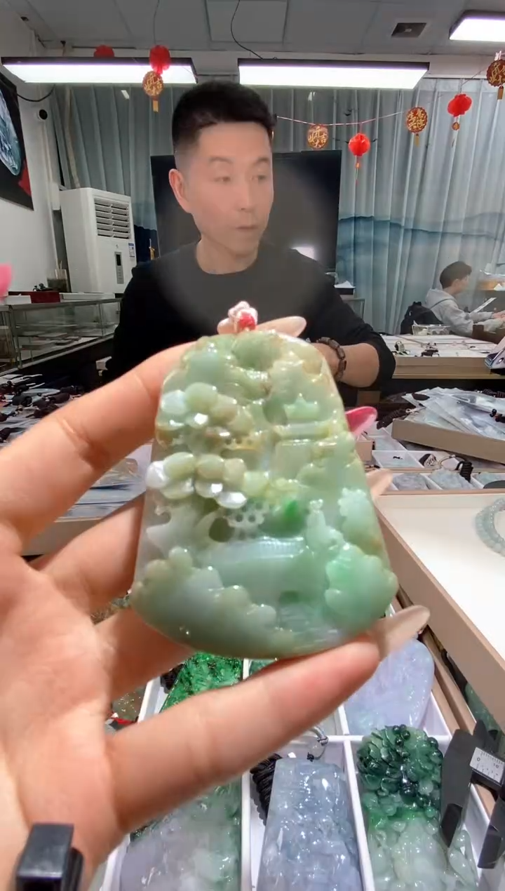 【闪购商品】翡翠颈饰未镶嵌天然缅甸翡翠A货未镶嵌